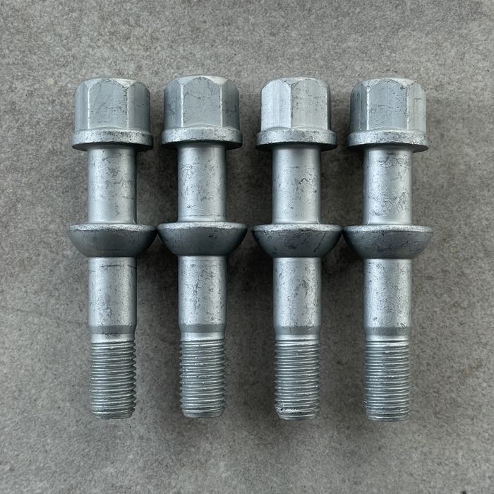 Болти колісні М12 довжиною 85мм Mercedes-Benz w124 w210 w126 R129 AMG