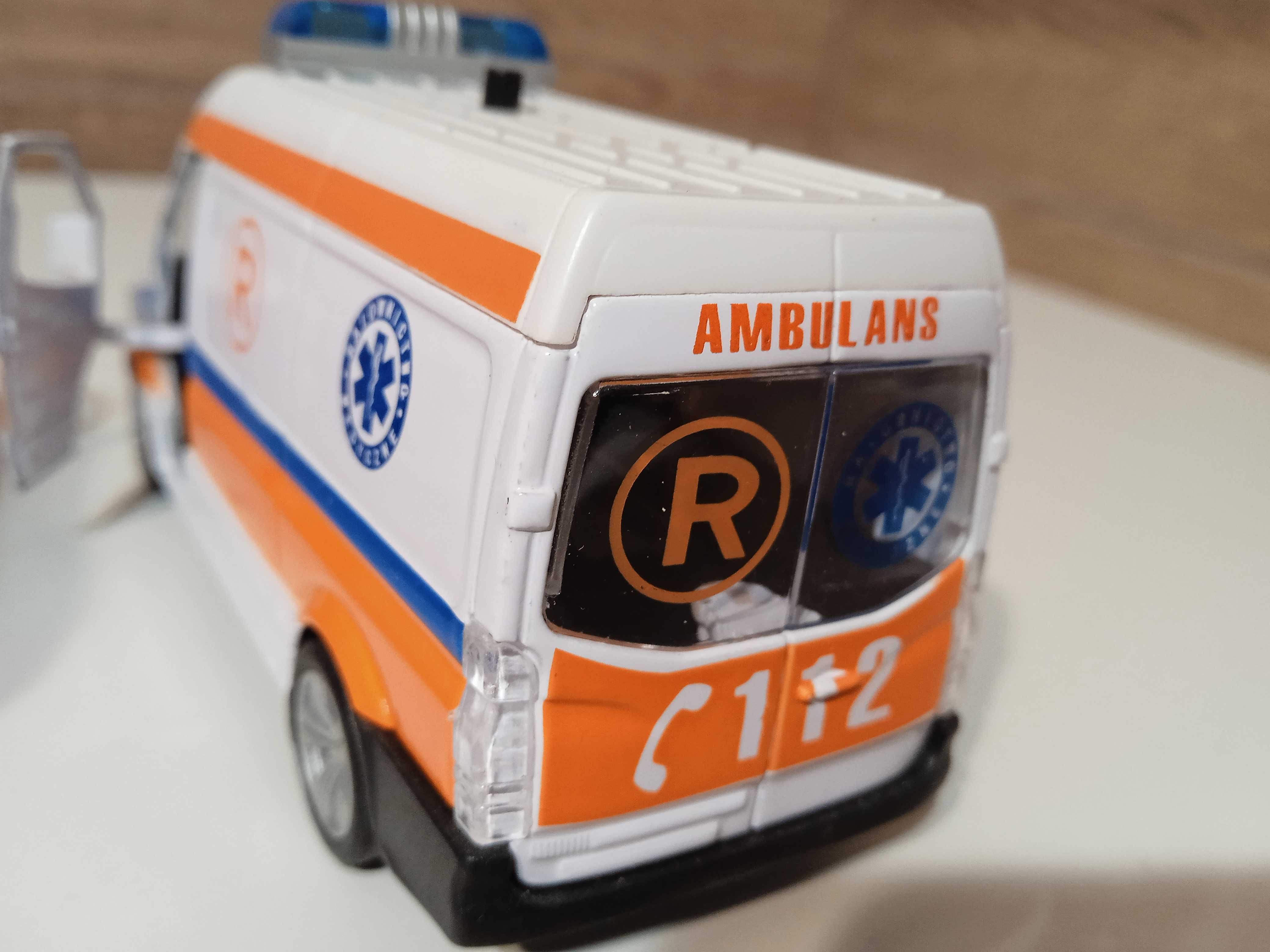 2 modele ambulans karetka Mercedes Sprinter