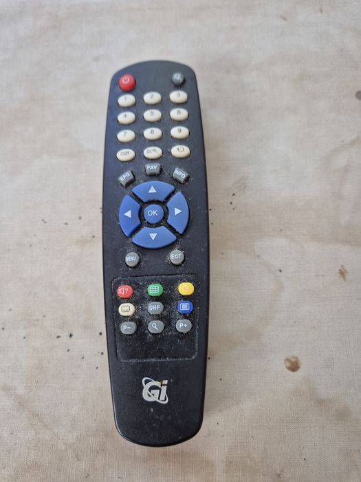 Продам тюнер для спутнікого телебачення в комплекті.