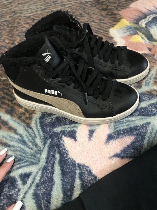 Кеди отеплені……….