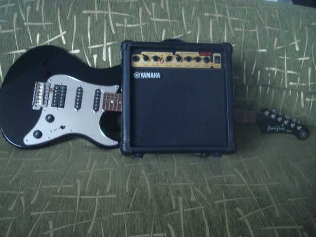Продам электрогитару с комбиком