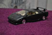 Модель Lamborghini Diablo (1990) 1/24 Bburago