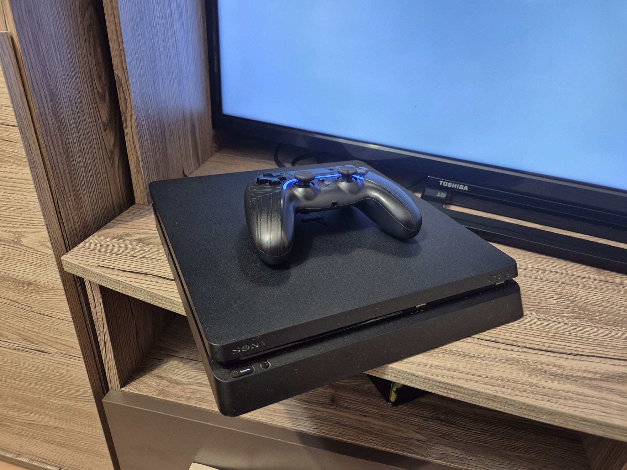 PlayStation 4, Dysk 1Tb