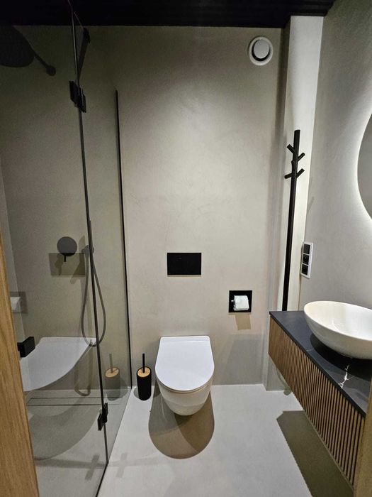 Posadzki schody ściany dekoracyjne MONOLITICA. MIKROBETON/ MIKROCEMENT