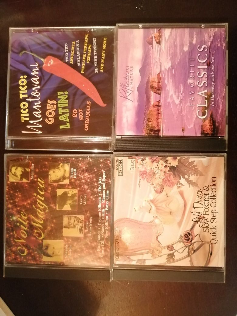 32 cds de musica variada 2€