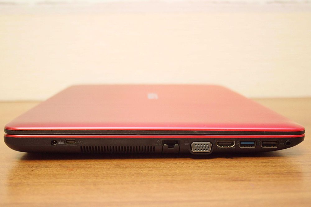 Ігровий ASUS VivoBook X541N/ 4 ядра N4200/ 8GB/ HDD 1TB/ GeForce 810M