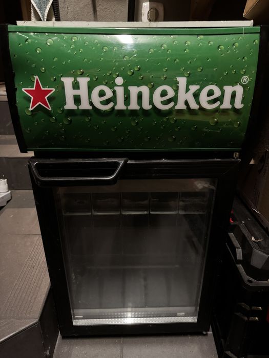 Lodówka barowa Heineken podświetlana z iluminacją bąble w drzwiczkach!