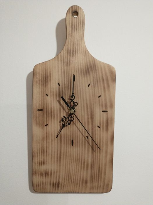 Zegar ścienny drewniany