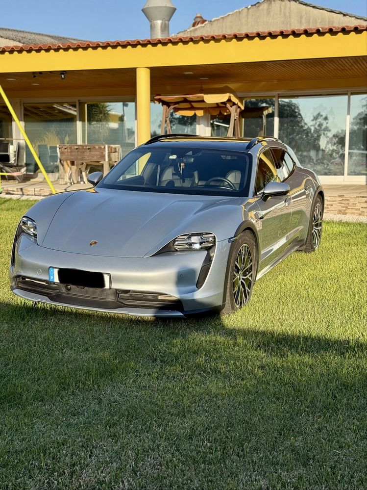 Porsche taycan cross turismo 4 performance plus 93.4 kw “todos extras”