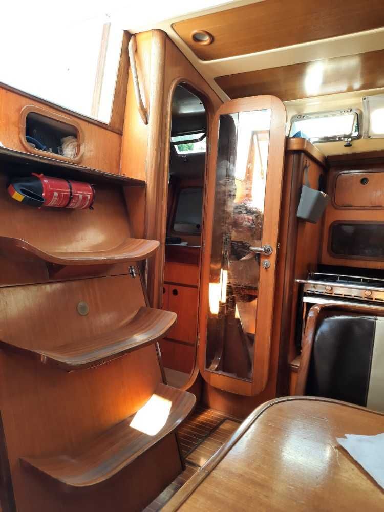Jacht żaglowy morski Beneteau 430 Oceanis