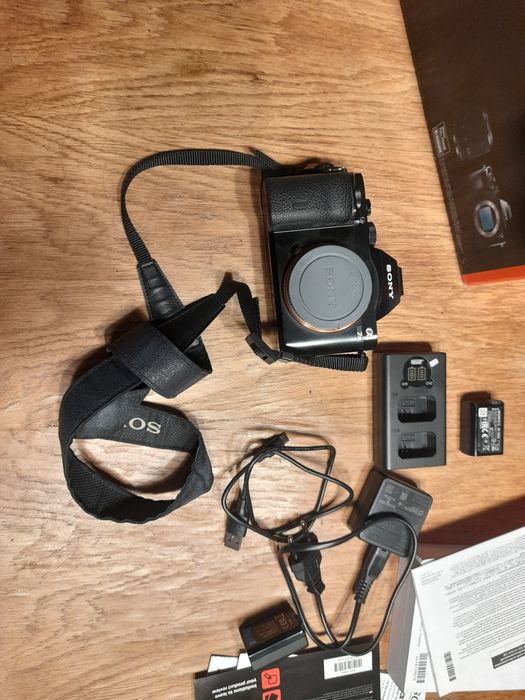 Aparat Sony a7 pierwsza wersja, stan dobry-