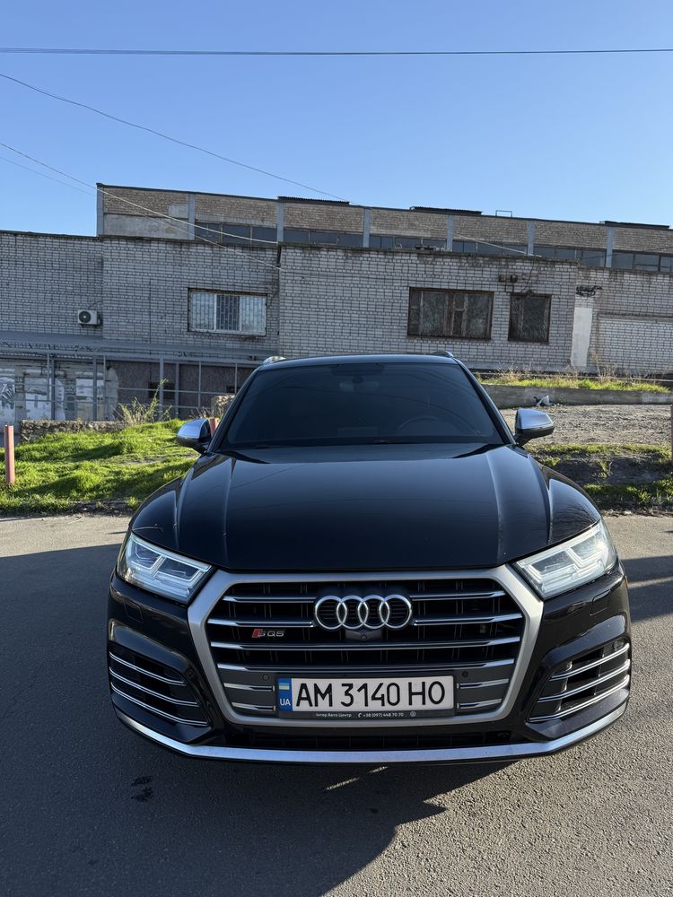 Audi SQ5 2017 рік