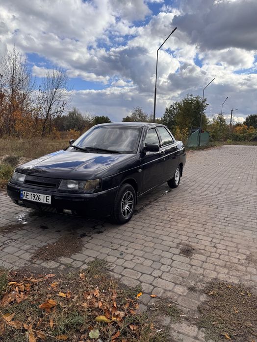 Продам авто в доброму стані ВАЗ 2110 16 кл. 2005року