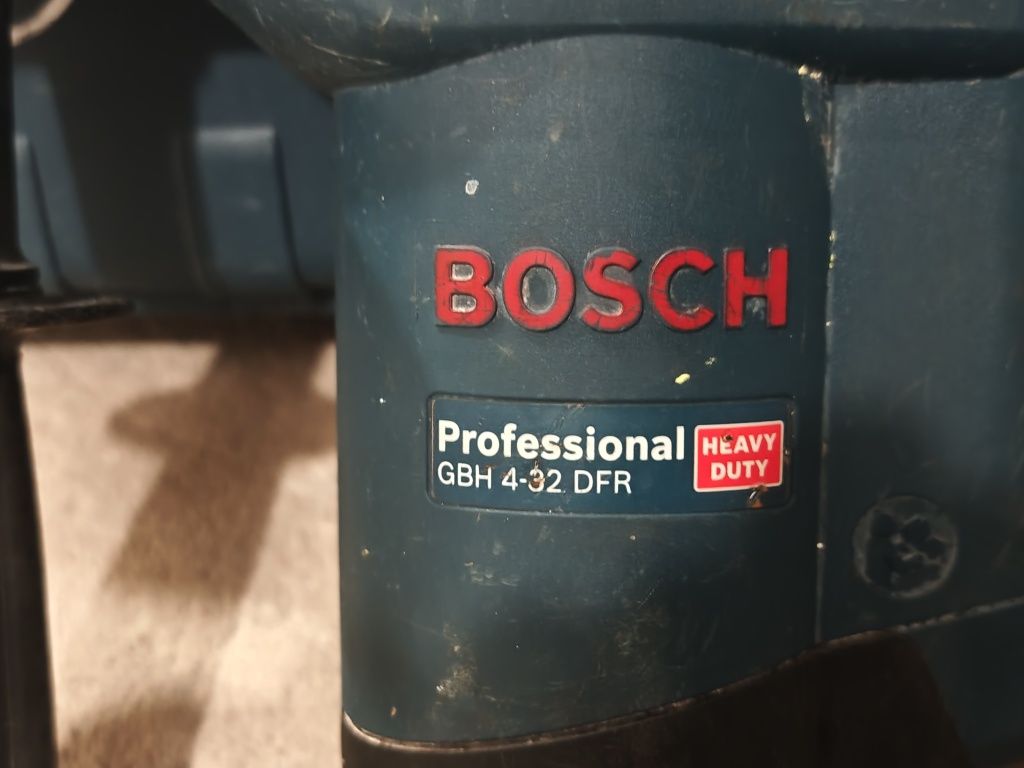 Młotowiertarka Bosch Profesional GBG - 432 DFR  900 W