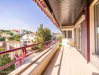 Apartamento de 2 quartos, com varanda, terraço, arrecadação e garagem