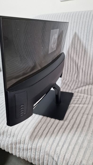 Monitor HP 27" Led Full HD 144hz Curved