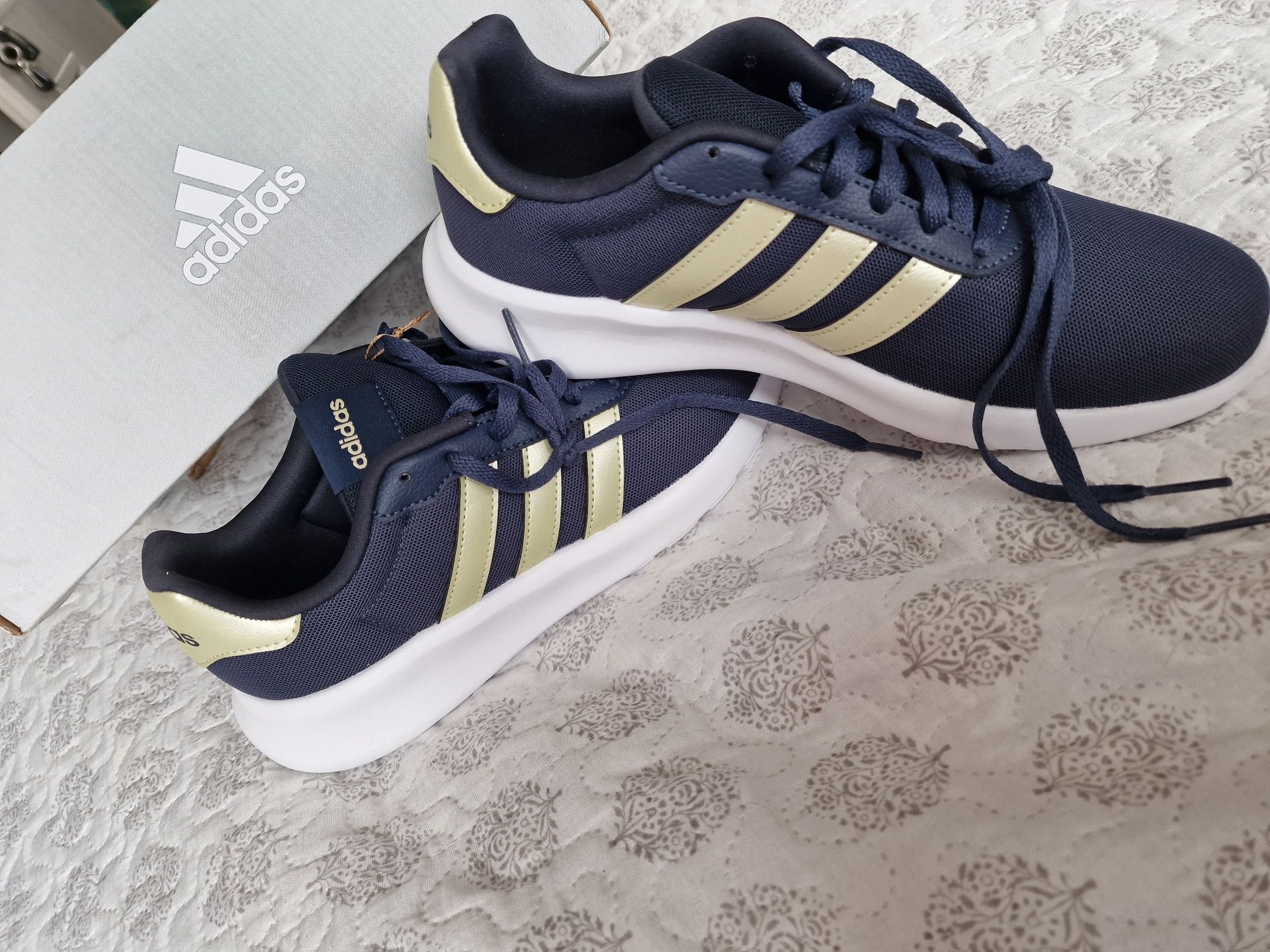 Buty firmy Adidas