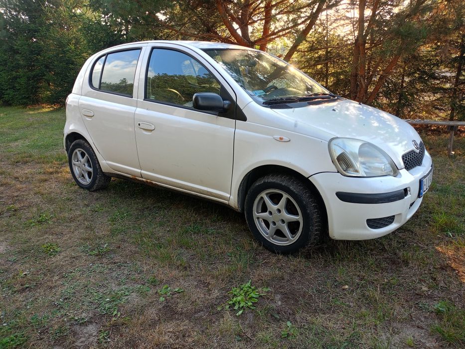 Toyota Yaris 1.4 D4D  2004 rok