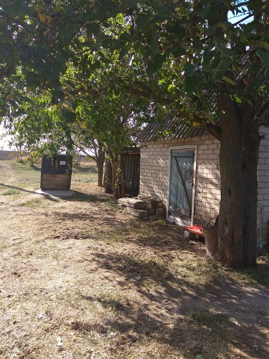 находится на хуторе без задолжности ,    как вариает  здам под