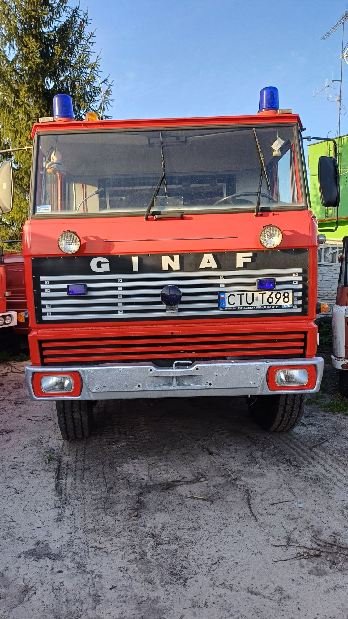 Ginaf F160 strażacki 4x4 automat GCBA pożarniczy 6 osób zadbany