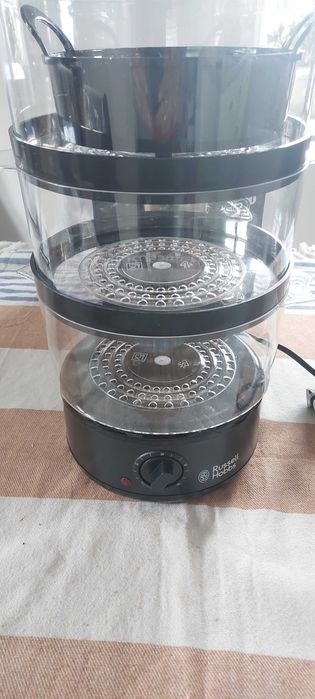Russell Hobbs  Kompaktowy parowar Matte Black