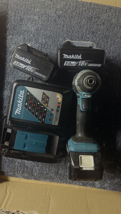 Makita zakretarka/wkretarka DTD152  DC18RC 2x5.0ah +3.0ah