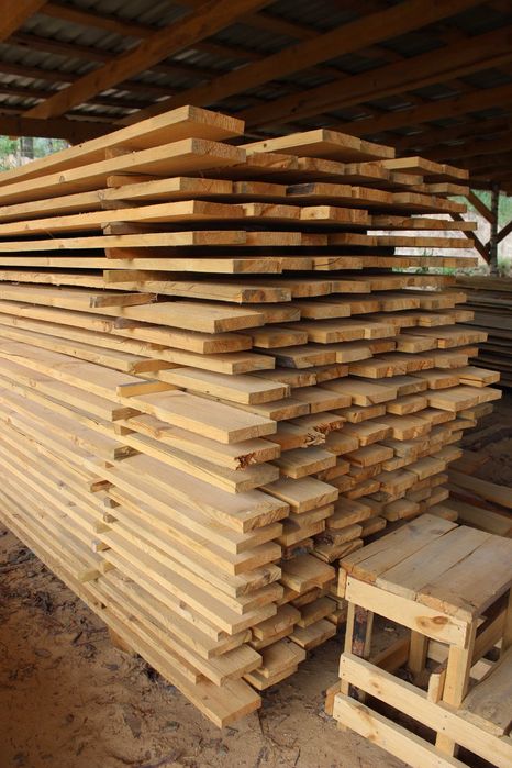 Пиломатеріали, доска, брус, рейка