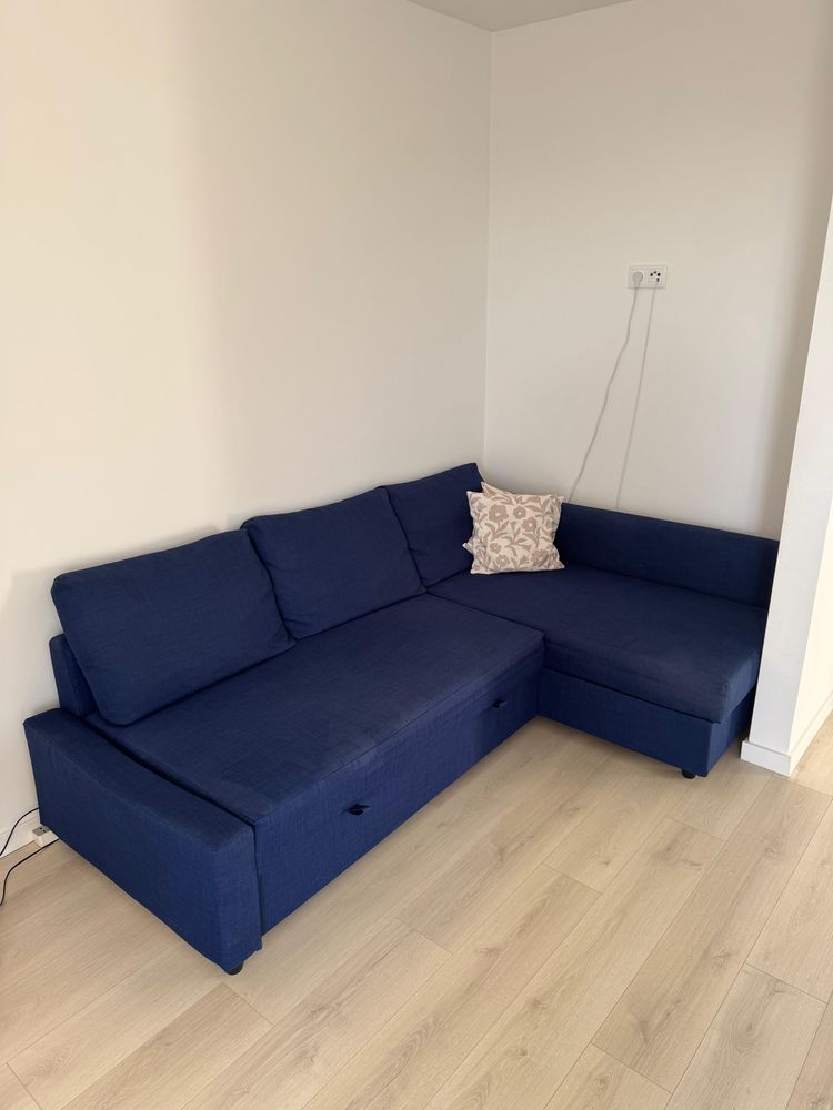 Sofa Friheten (ikea) Blue in good condition.