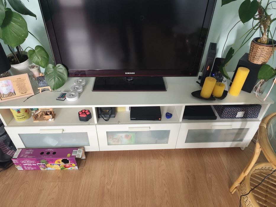Komoda pod telewizor