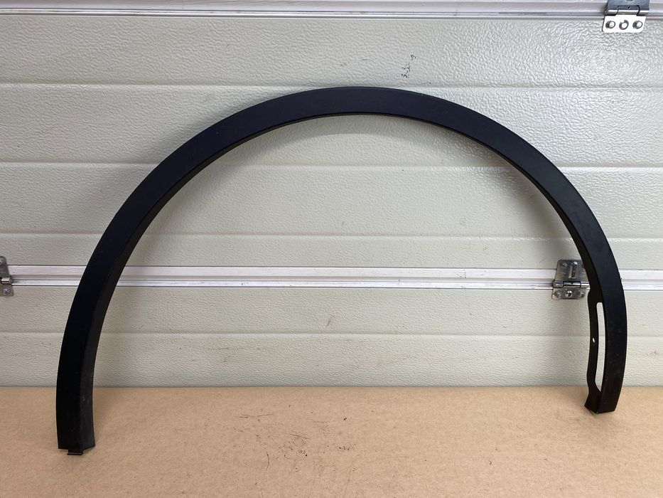 TESLA MODEL Y Listwa Nakładka Błotnika Prawy Przód Czarny MAT 2020-