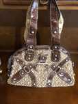 Mala da GUESS, usada poucas vezes, modelo antigo