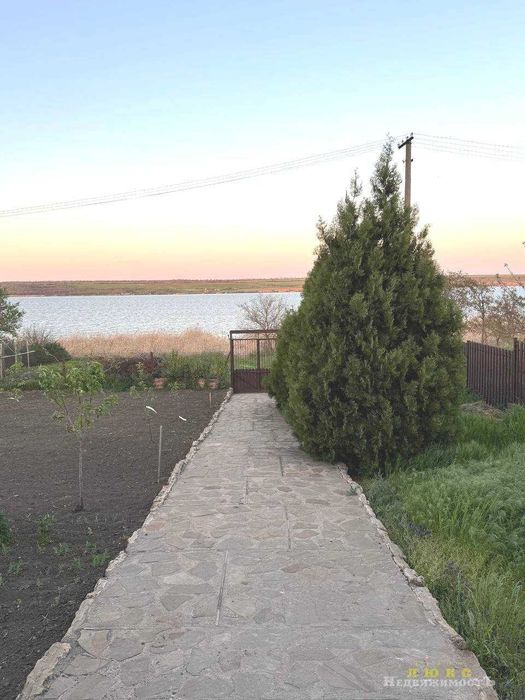 ЦЕНА СНИЖЕНА! Продам 2 эт. дом  Бурдовка,  1 линия от  лимана!