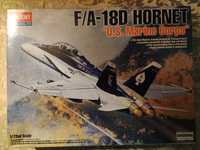 F/A 18 D Hornet , double seater, modelo da Academy, escala 1/72.