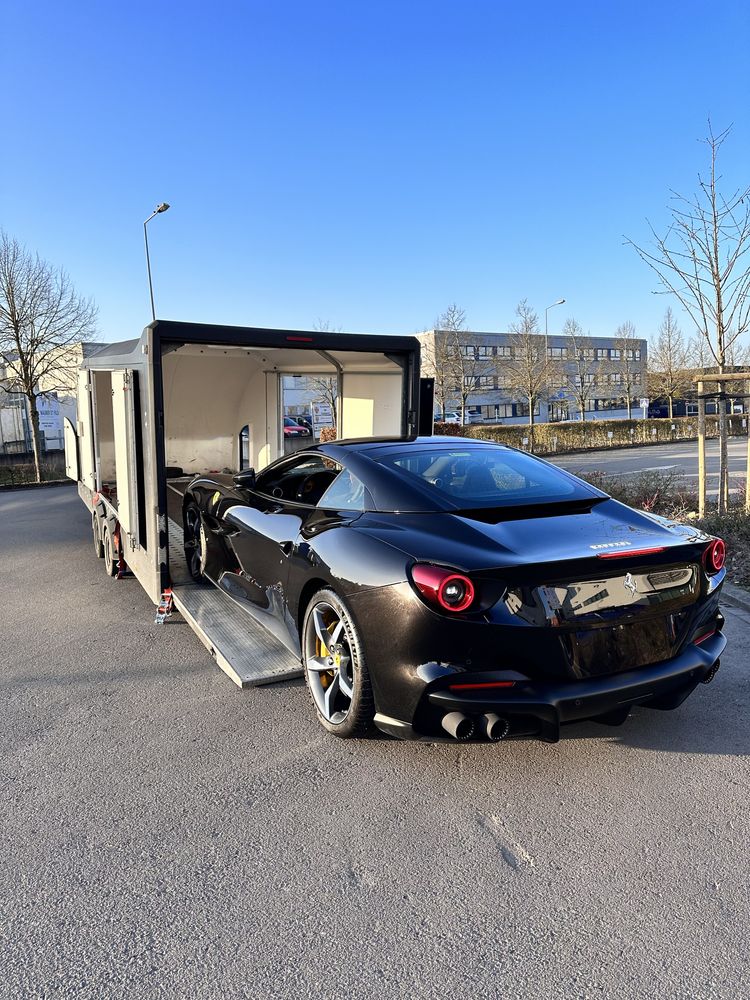 Serviço Transporte carros de luxo/corrida/barcos/embarcaçoes/avionetas