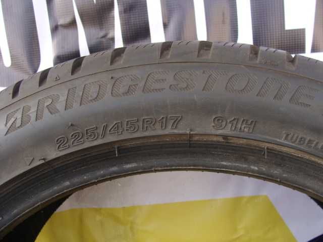 225/45 R17 Bridgestone Blizzak LM001 RFT