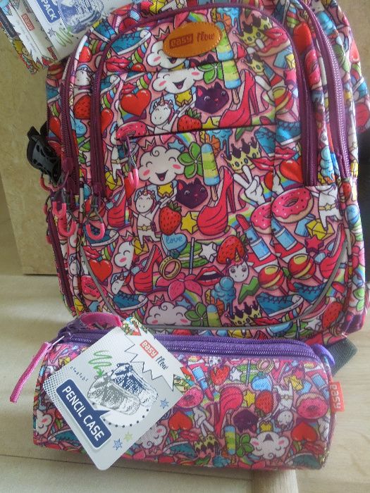 Zestaw szkolny plecak 923684 + piórnik 924067 Easy Flow - nowy!