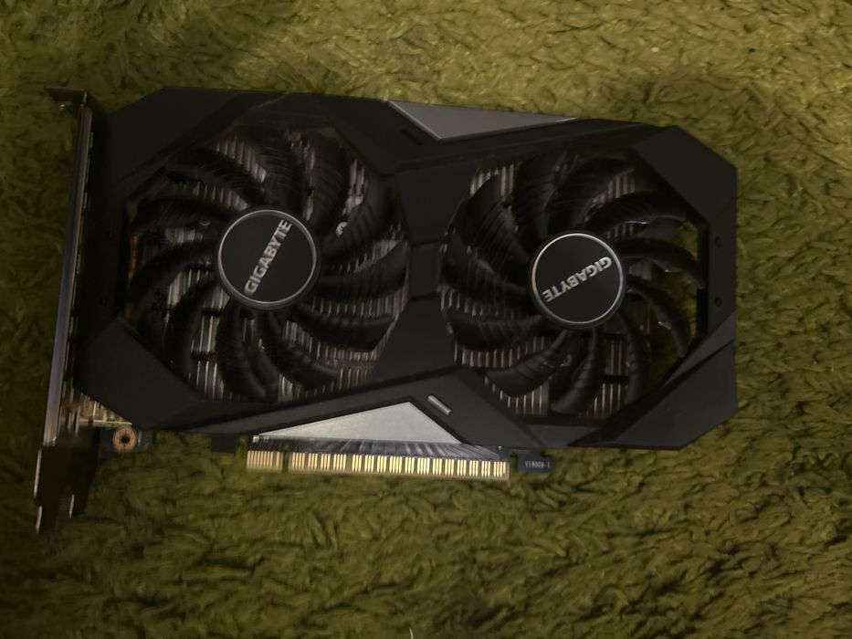 Продам відеокарту Nvidia geforce gtx 1650 4gb gigabyte