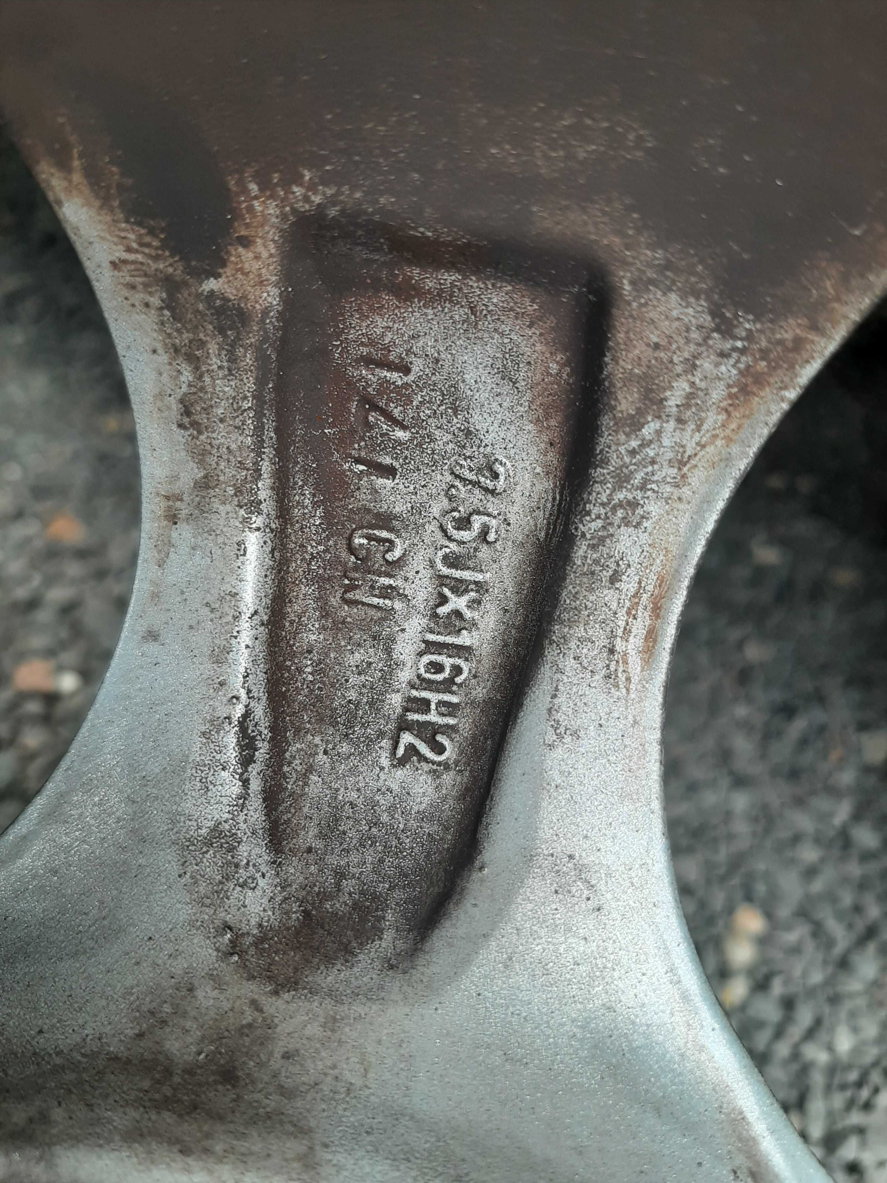 koła 215/40/r16 aluett