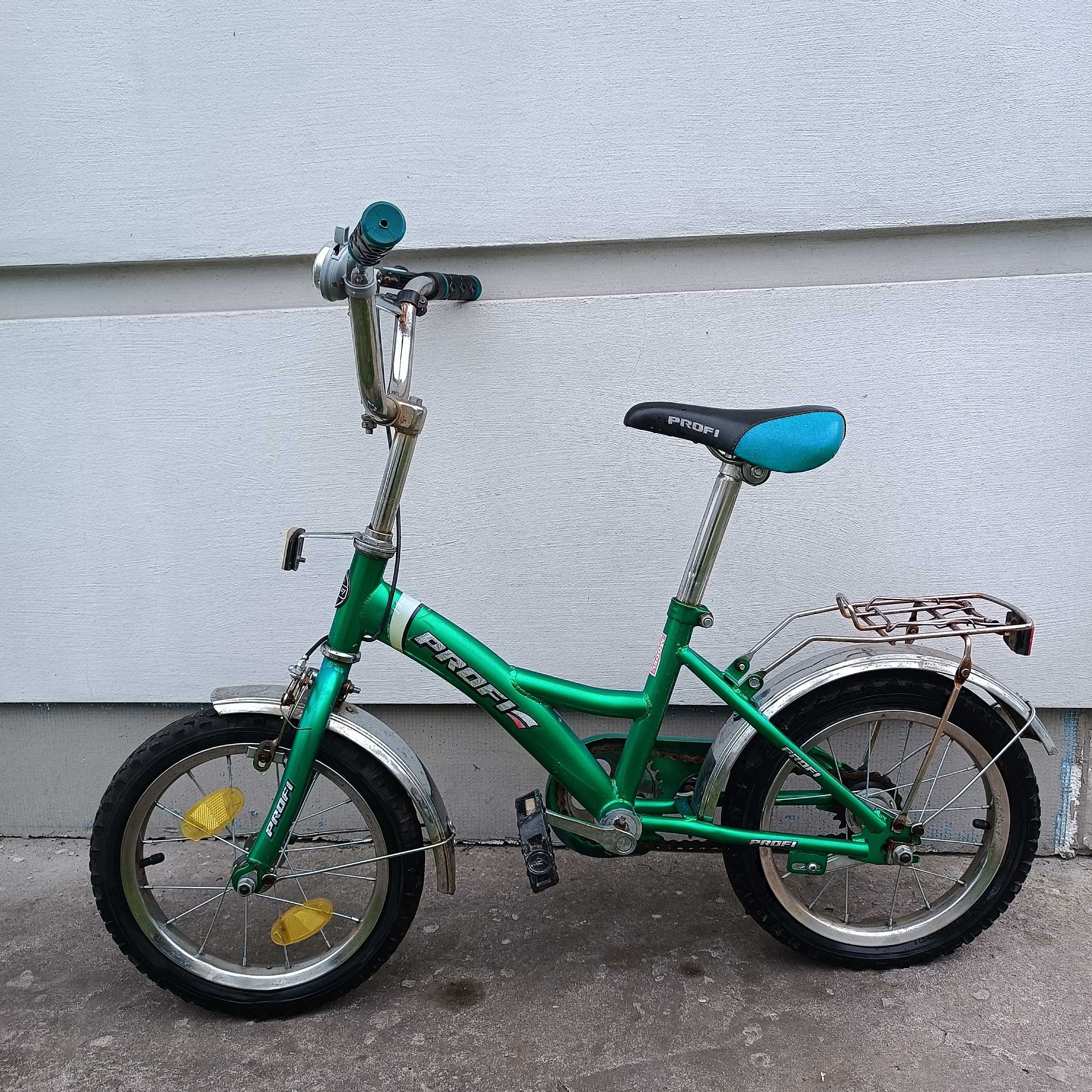 Дитячий велосипед на 4-6 років, колеса 14 дюймів.