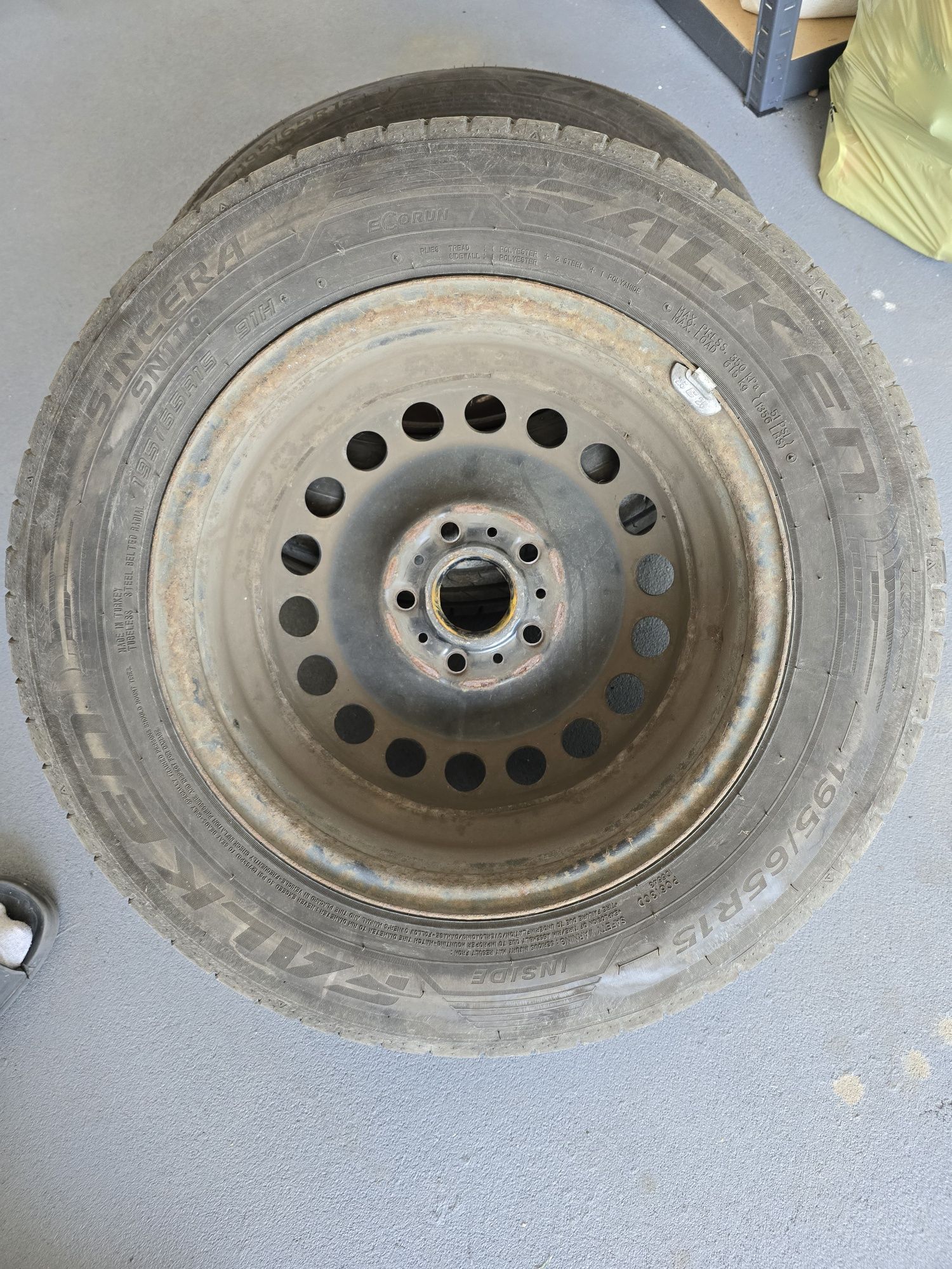 Koła felgi opony letnie 195 65 R15 5x112 VW AUDI SKODA SEAT