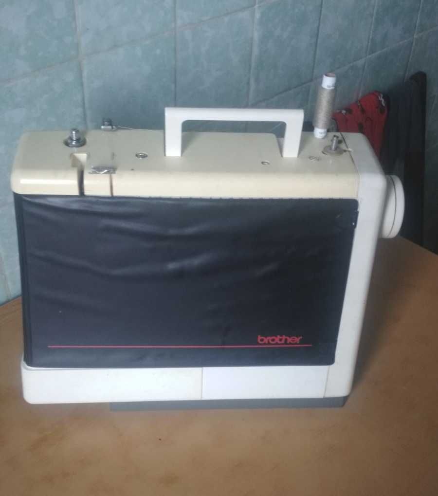 Швейная машинка Brother VX 2080