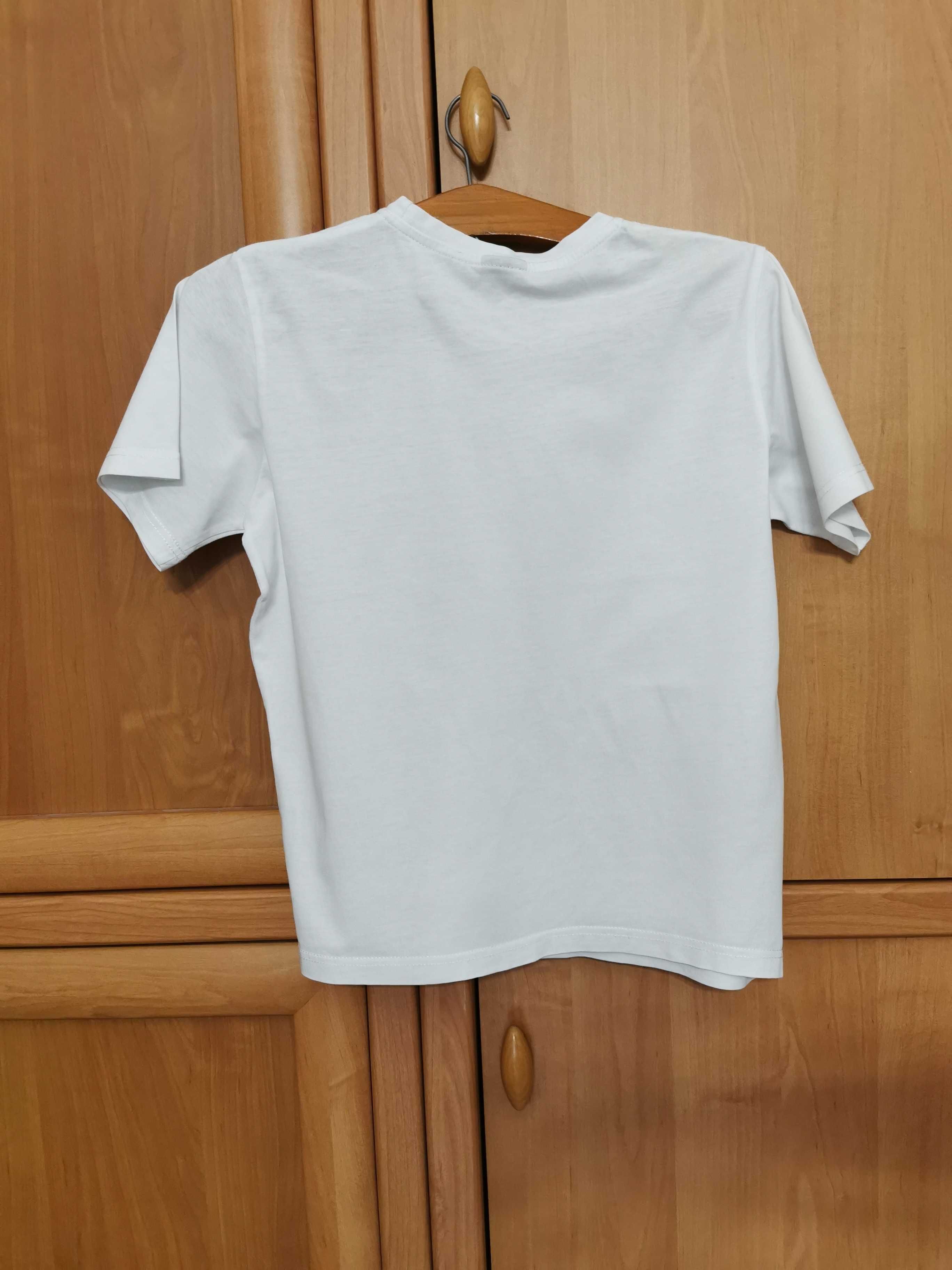 biały t-shirt rozmiar 140-146