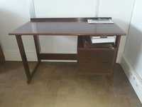 Secretaria em mogno