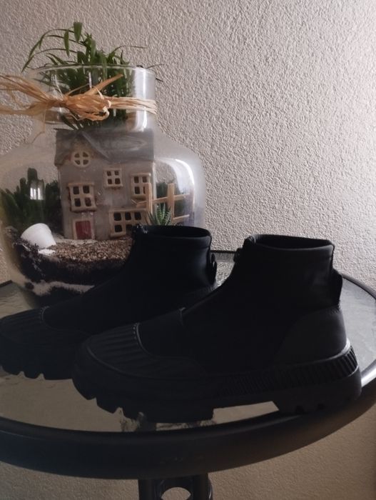 Buty Zara dziewczęce rozmiar 33