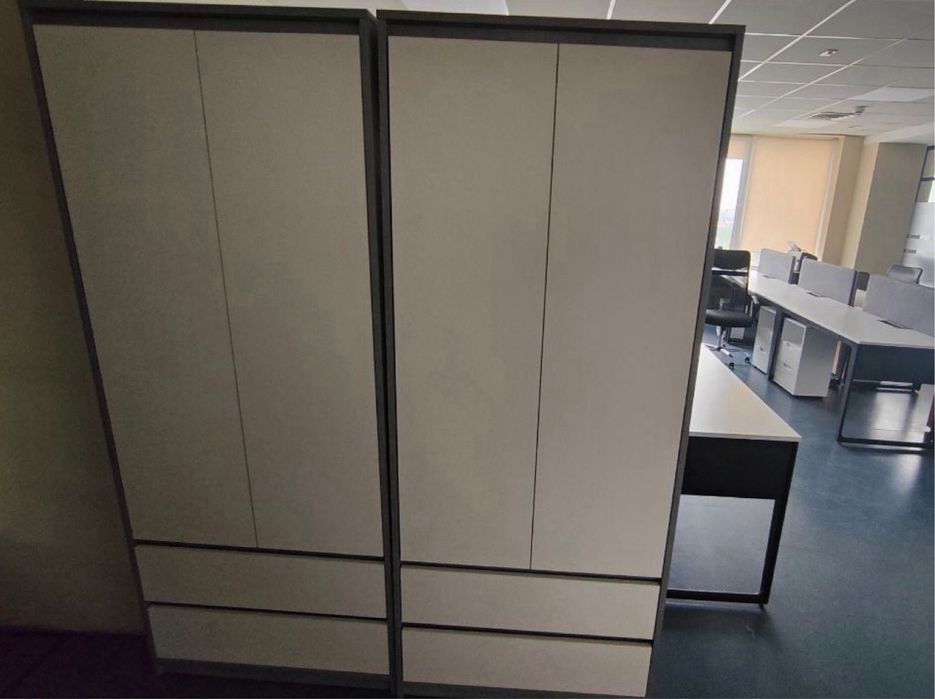 Шафа для одягу та взуття