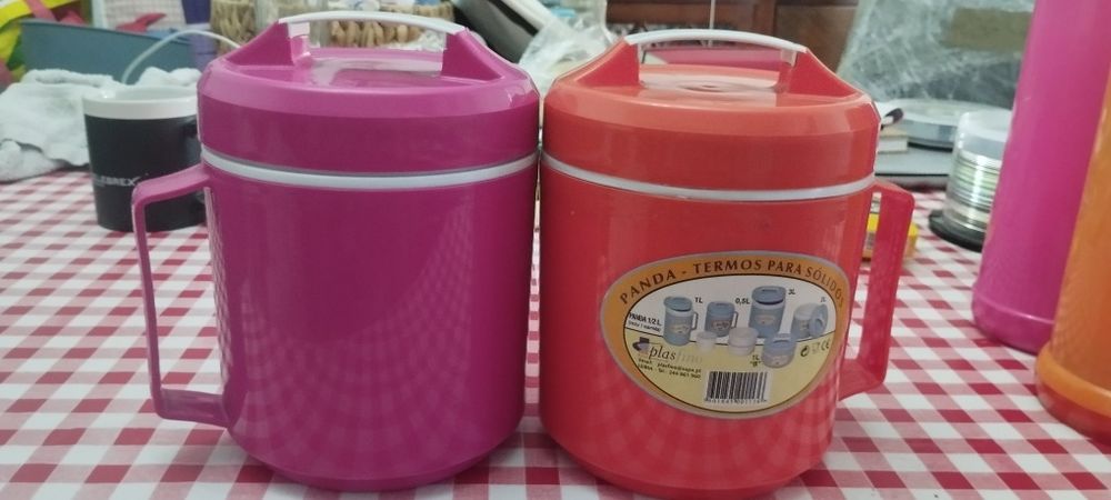 2 termos sólidos e líquidos