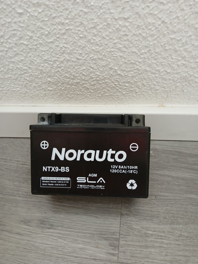 Bateria nova para moto/scooter