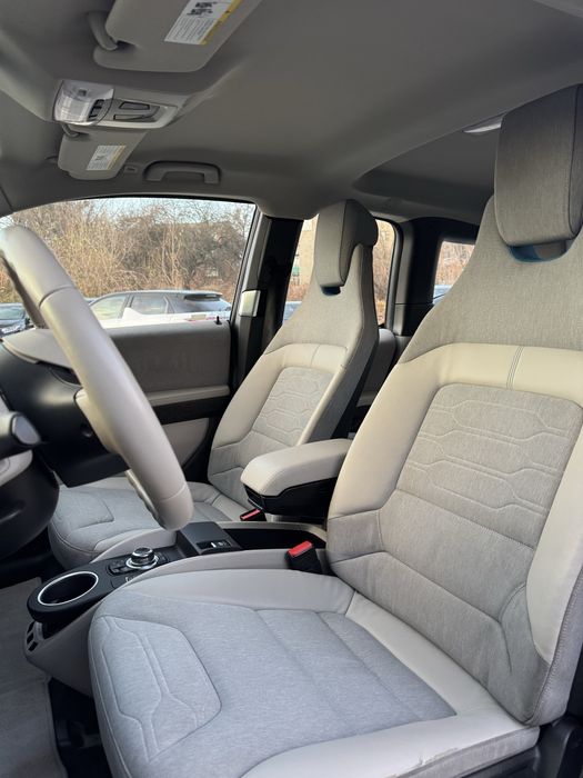 Наявність BMW i3 2015 р. 22 kw