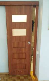 Drzwi PORTA 3 komplety. Dwoje pokojowe, jedne łazienkowe,stan idealny