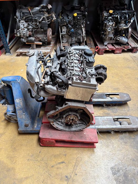 Motor Mercedes (W202) 220Cdi Ref:611960